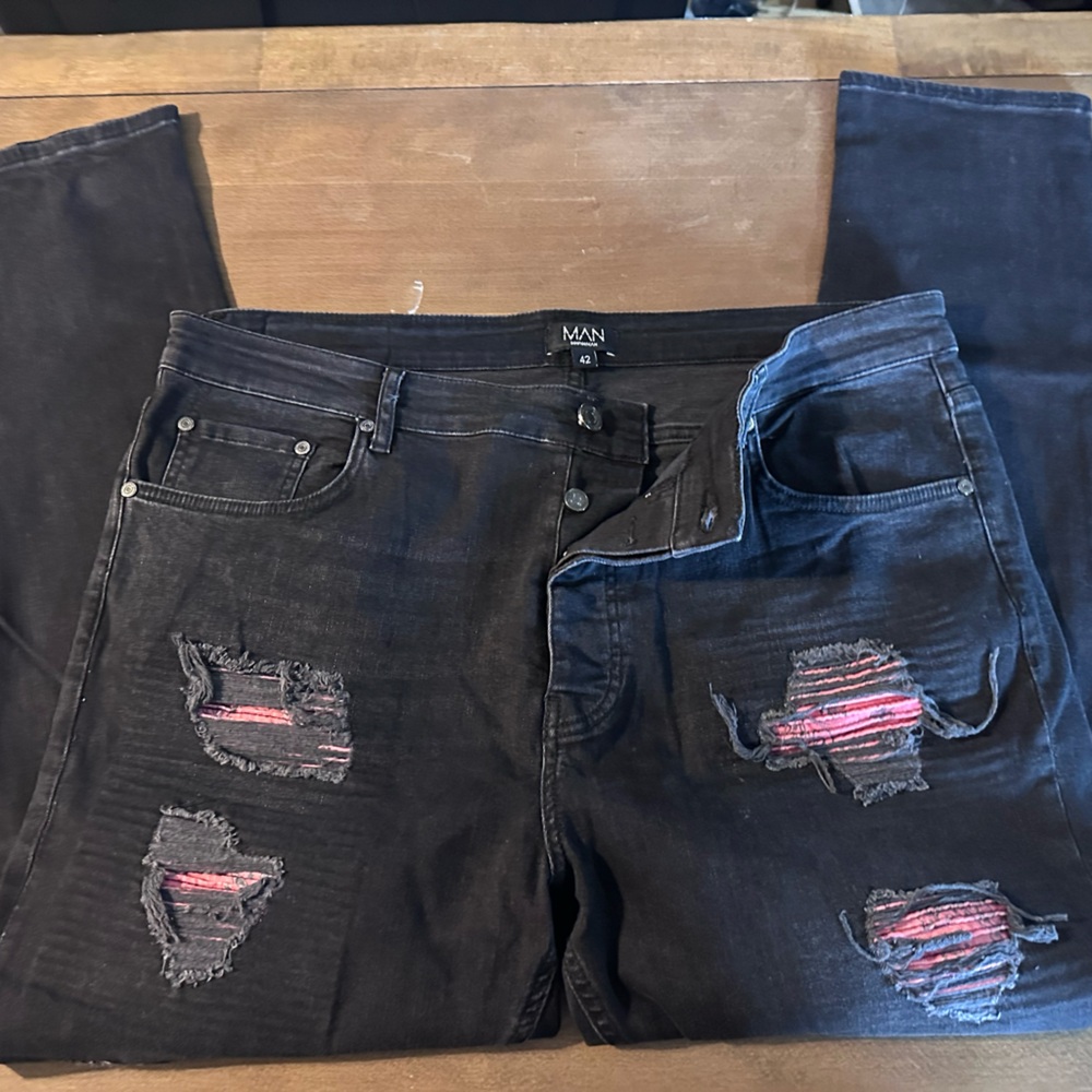 boohooMan destructed (and repaired) jeans 42x30